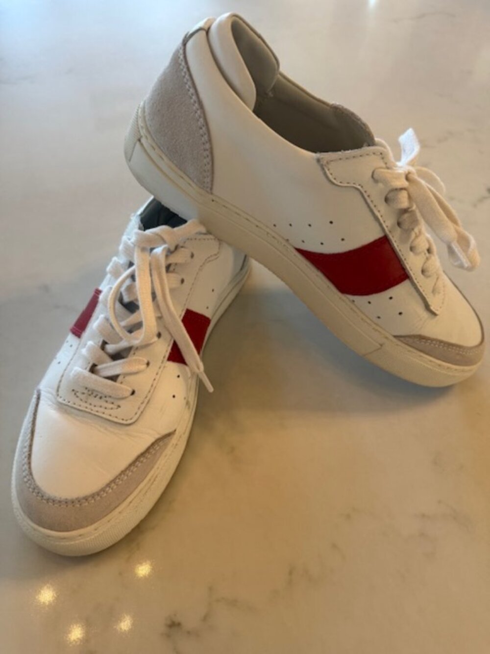 Axel Arigato Clean 90 White Leather Sneakers Red Stripe Low Top Size 8.5/39